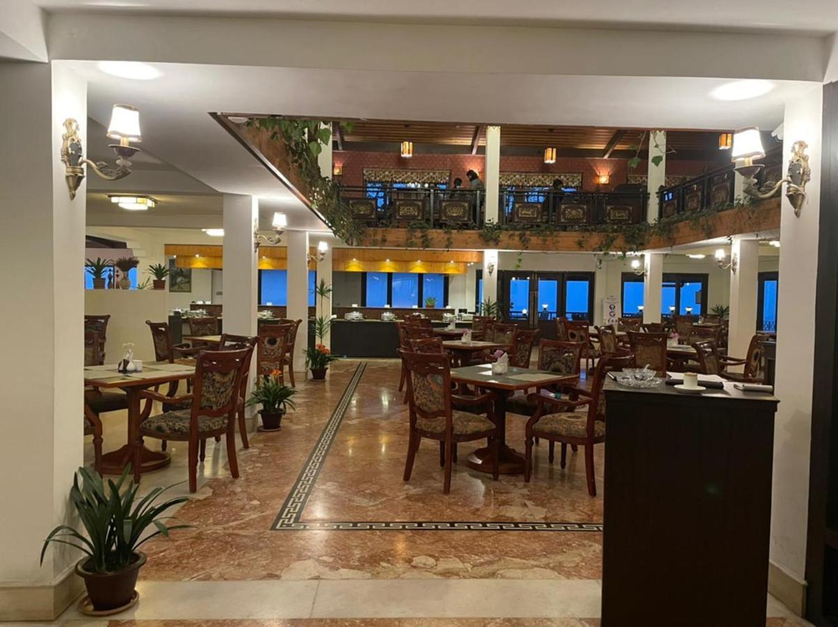 Denzong Regency- Luxury Mountain Retreat Spa & Casino Gangtok Eksteriør billede