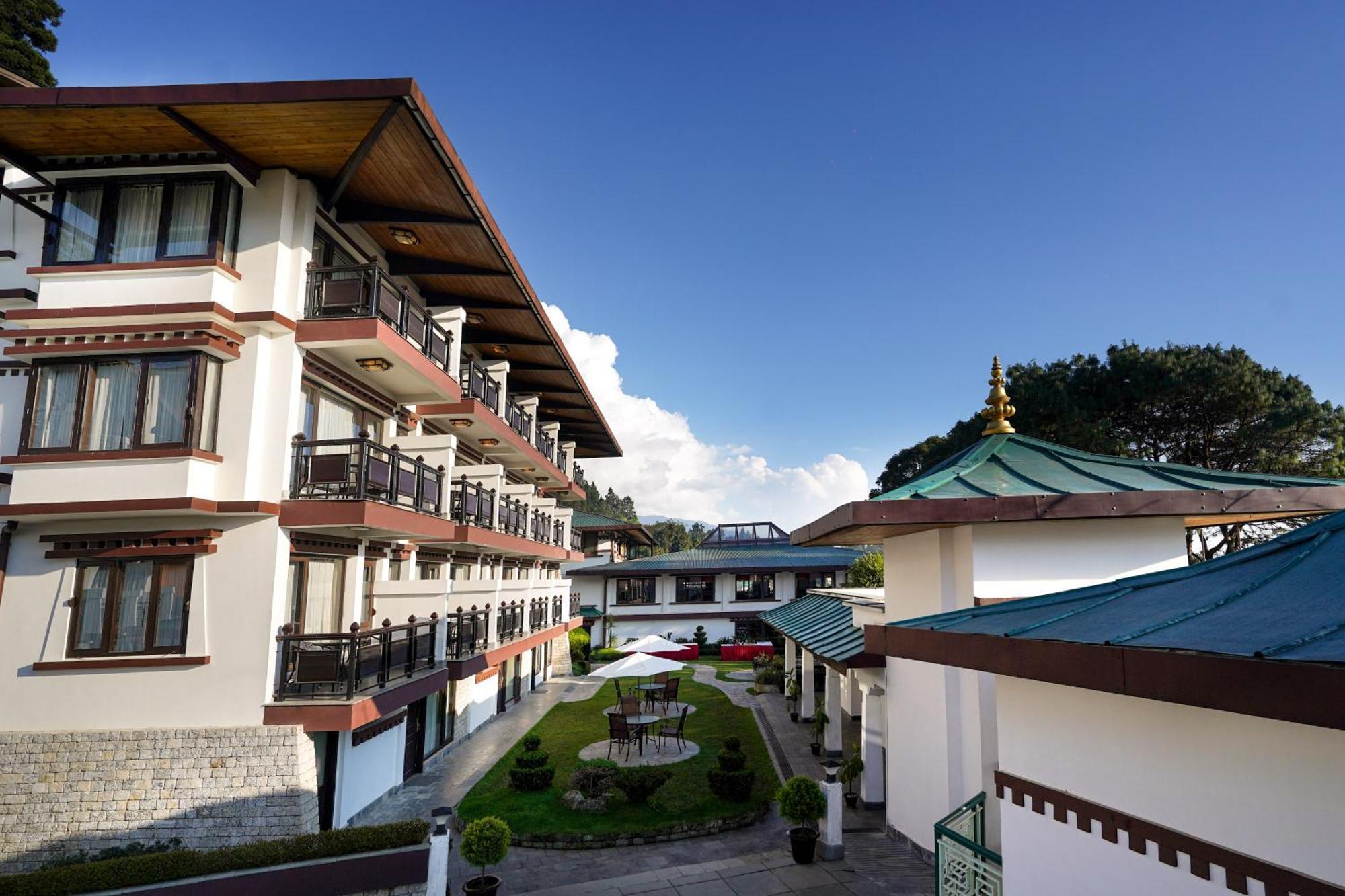 Denzong Regency- Luxury Mountain Retreat Spa & Casino Gangtok Eksteriør billede