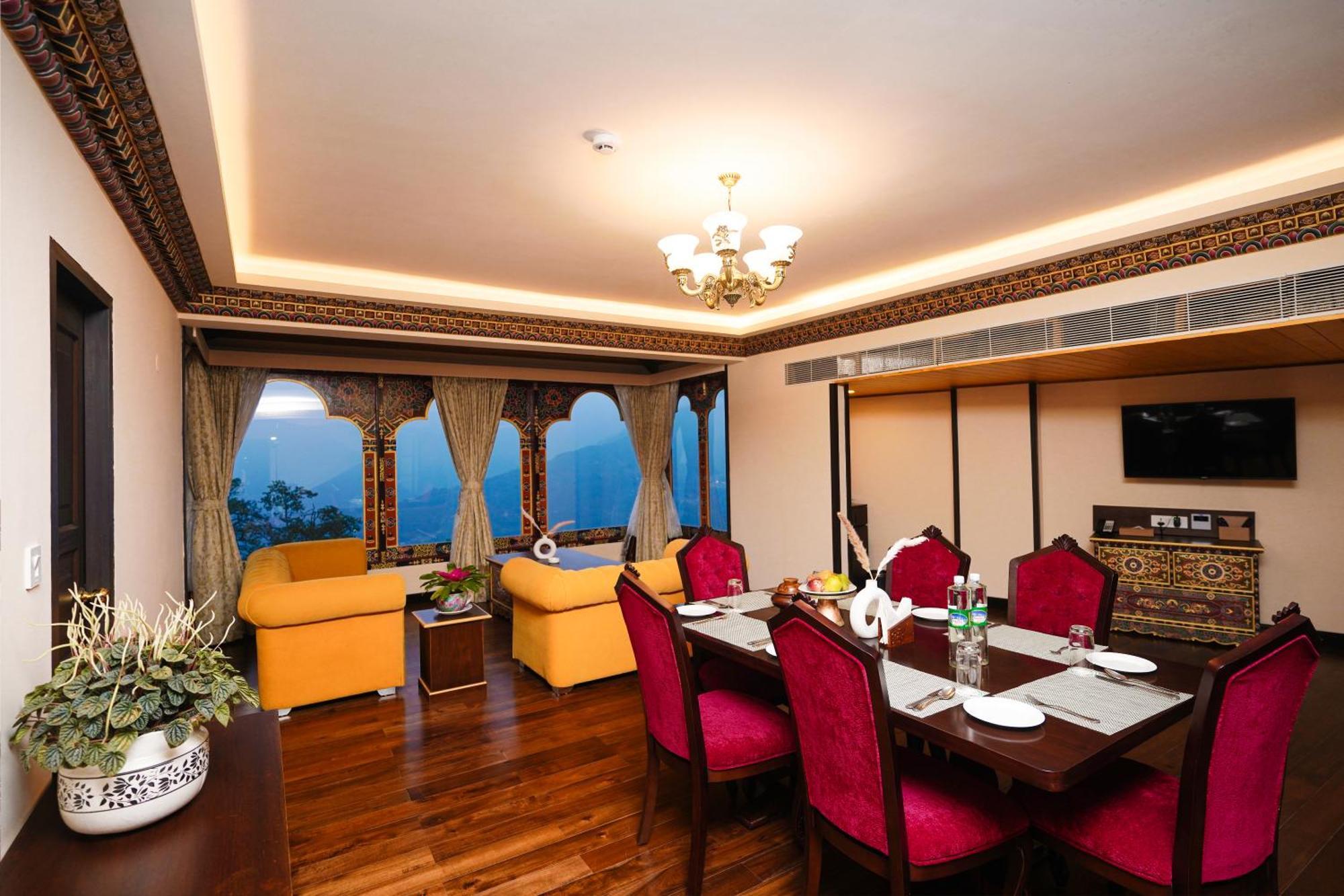Denzong Regency- Luxury Mountain Retreat Spa & Casino Gangtok Eksteriør billede