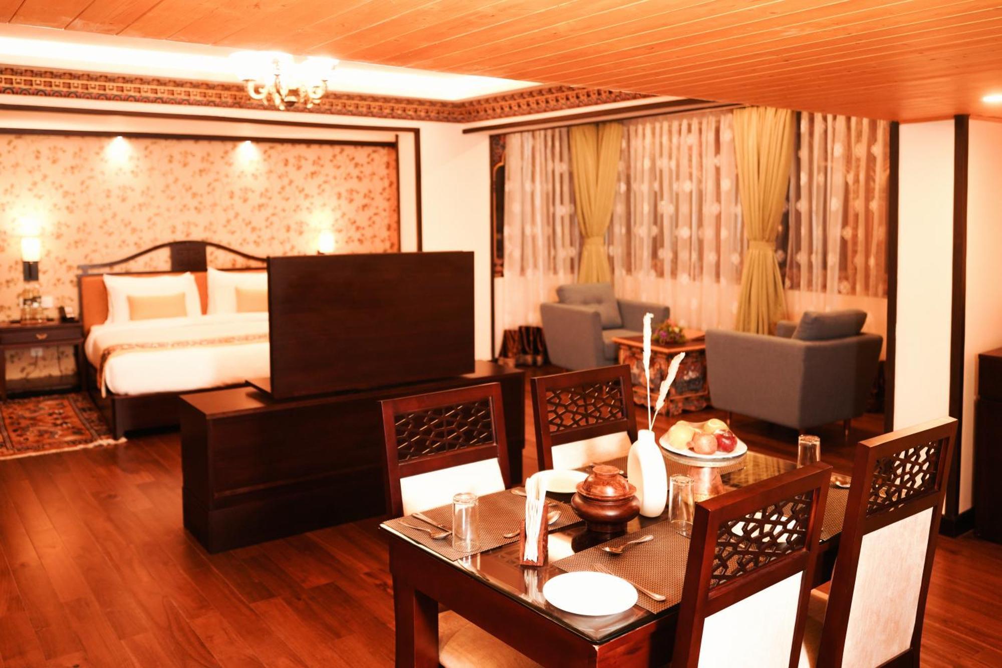 Denzong Regency- Luxury Mountain Retreat Spa & Casino Gangtok Eksteriør billede